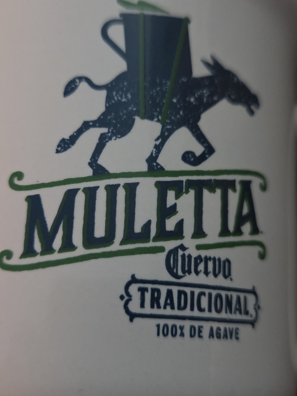 Muletta Tradicional Ceramic Mug in White and Green - Cuervo